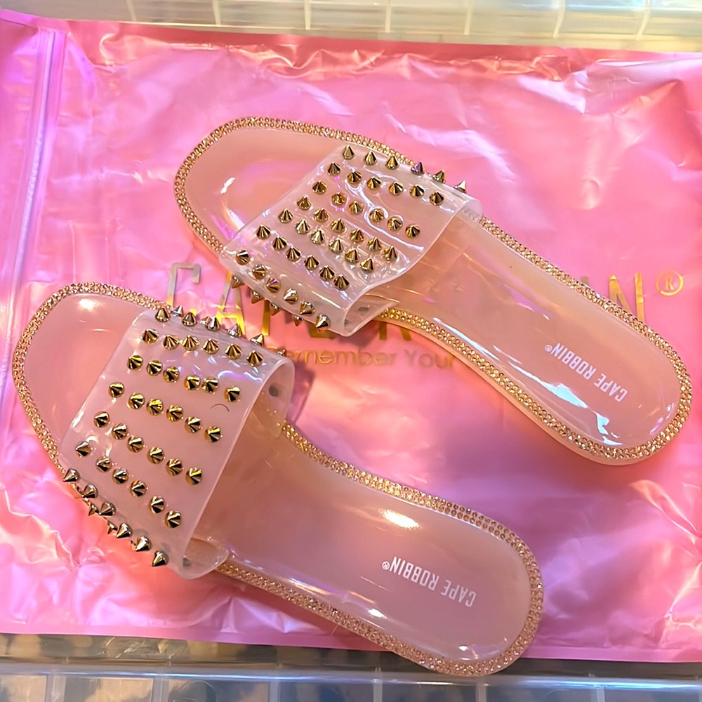 New in Package Cape Robin Bling Jelly Slides, Sz 6